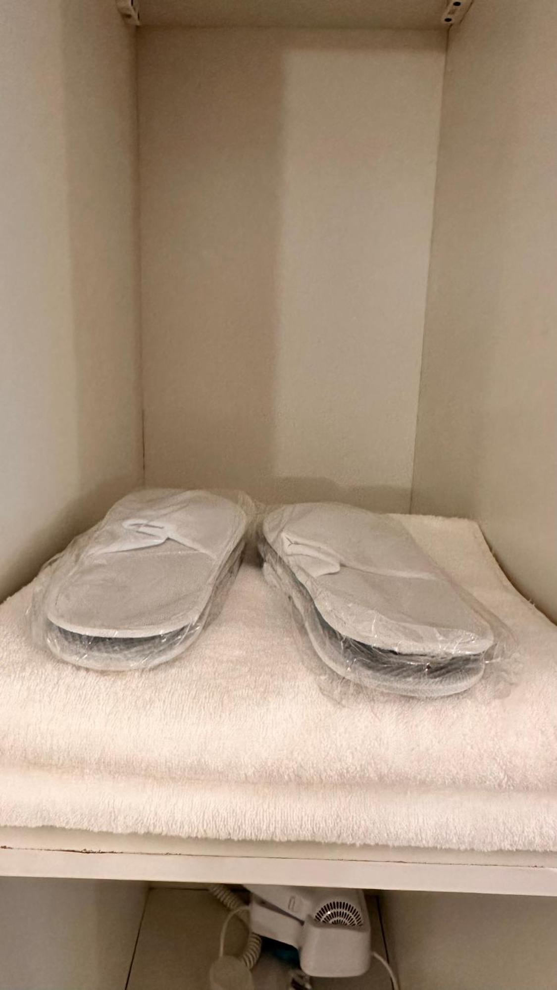 فاخر قرب المسجد النبوي 306 دخّول ذاتي Self Check In Apartment